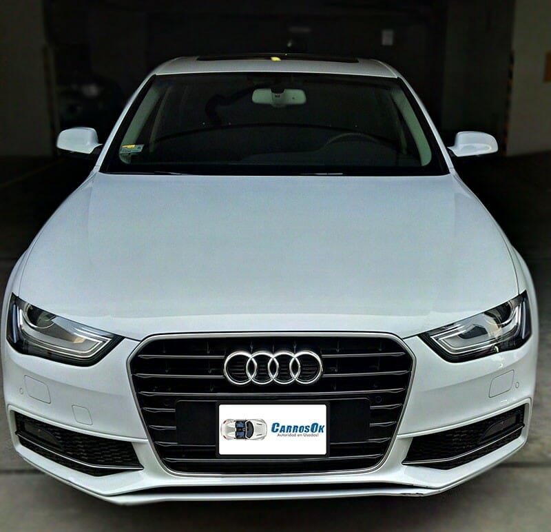 Audi A4 1..8 turbo- Vista frontal Impecable