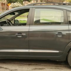 Ssang Yong Stavic 2011 modelo 2012, automática petrolera, 4 filas de asientos, recibo ofertas