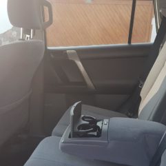 Toyota Land Cruiser Prado 4X4 2012/2013, motor 2700, mecánica, conservada