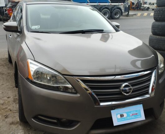 Nissan Sentra 2014 automático, motor 1800, cuero, sunrof - Imagen 13