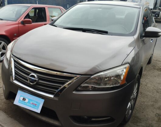 Nissan Sentra 2014 automático, motor 1800, cuero, sunrof - Imagen 14