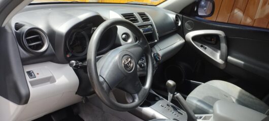 Toyota RAV4 2007 modelo GX 2008, inyectada, automática, cuero, uso particular, vendo - Imagen 8