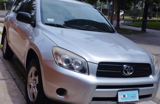 Toyota RAV4 2007 modelo GX 2008, inyectada, automática, cuero, uso particular, vendo - Imagen 12