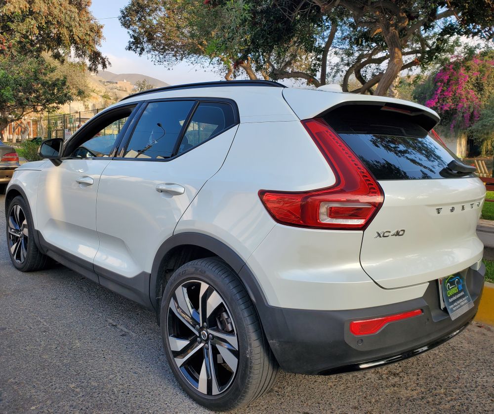 Volvo XC40 B5 AWD híbrida 2022/2023, 2 litros, 12,722 Kms., ocasión - Imagen 7