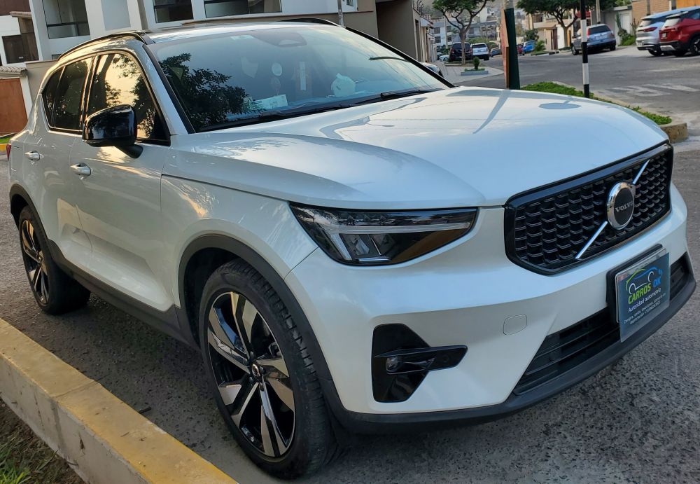 Volvo XC40 B5 AWD híbrida 2022/2023, 2 litros, 12,722 Kms., ocasión - Imagen 9