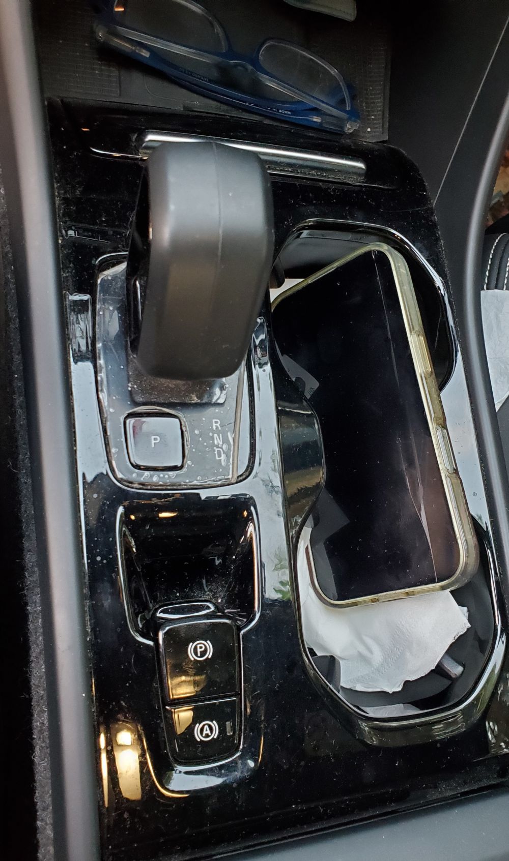 Volvo XC40 B5 AWD híbrida 2022/2023, 2 litros, 12,722 Kms., ocasión - Imagen 17