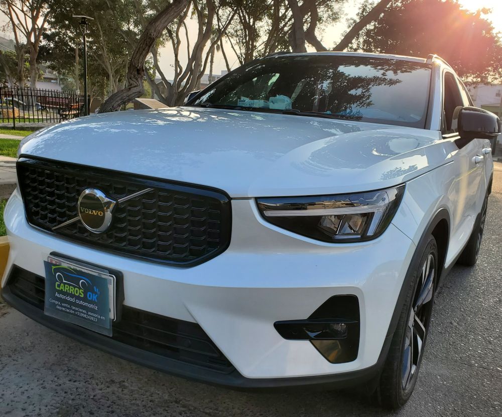 Volvo XC40 B5 AWD híbrida 2022/2023, 2 litros, 12,722 Kms., ocasión - Imagen 5