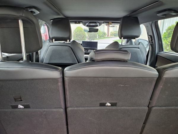 Peugeot 5008 GT, 2022/2023, SUV automática/secuencial, 3 filas, solo 35,000 Kms - Imagen 9