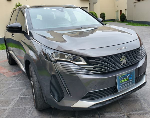 Peugeot 5008 GT, 2022/2023, SUV automática/secuencial, 3 filas, solo 35,000 Kms - Imagen 4