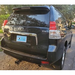 Toyota Land Cruiser Prado 4×4 2011, 3 filas, automática, cuero, sunroof, conservada
